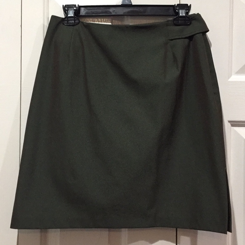 Olive TONIC skirt by NEXT UK brand size 8 EUC